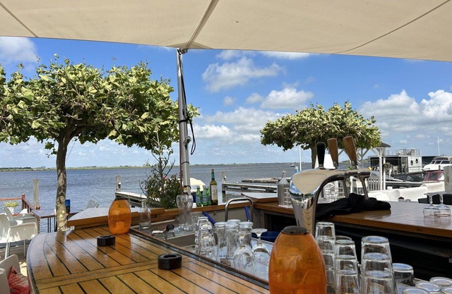 Wonderful villa for 6 people with WIFI, TV, terrace, pets allowed and parking