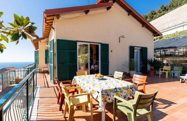 Wonderful villa for 7 people with WIFI, private pool, TV and terrace