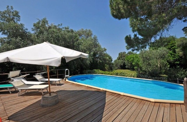 Wonderful villa for 13 guests with private pool, WIFI, TV, pets allowed and panoramic view