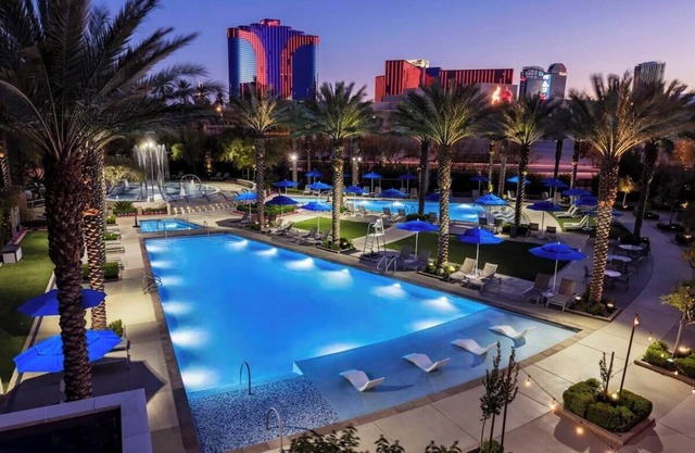 Wyndham Desert Blue Luxurious 3 Bedroom Condo