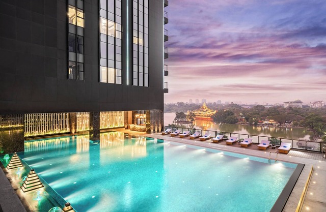 Wyndham Grand Yangon Hotel