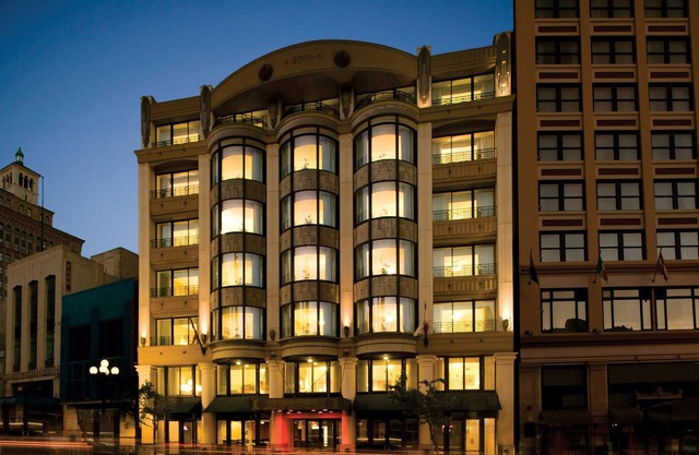 Wyndham Harbour Lights | Five Studio Suites