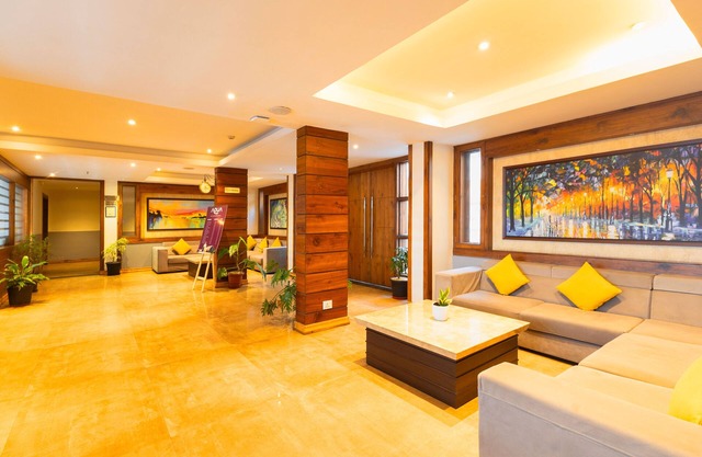 Yashshree Sanderling Mall Road