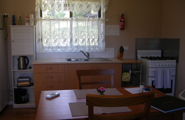 Yasuragi Cabin 1 pet friendly bed and breakfast