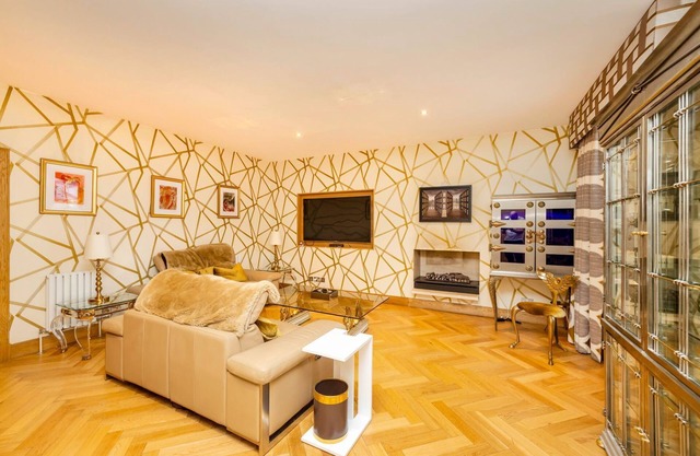 York Place - Three Bedroom Villa, Sleeps 6