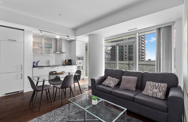 York Suites