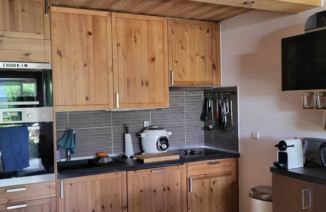 Your corner of paradise has a greenhouse for all seasons.