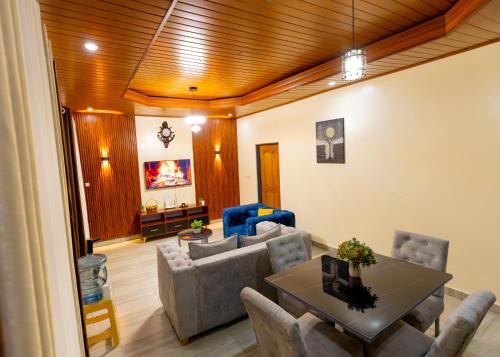 Your Kigali Base a 2 Bedroom with Kitchen and Private Parking