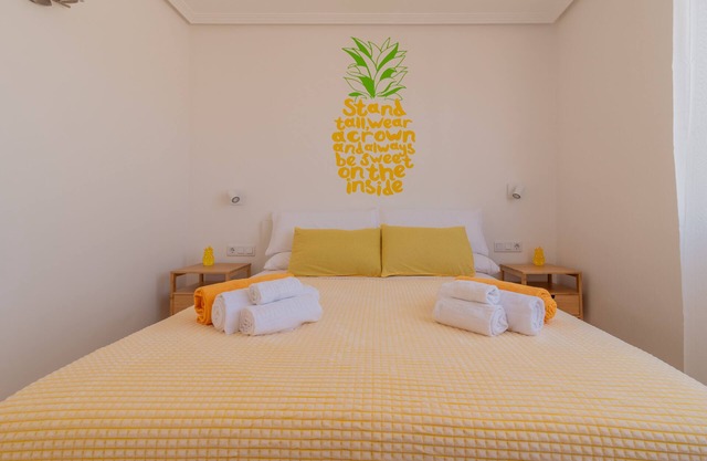 Your oasis of peace in Corralejo, views of the ocean and volcanoes. Top pool!