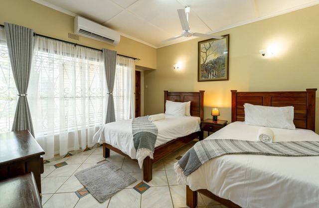Zambezi Family Lodge - Buffalo Room