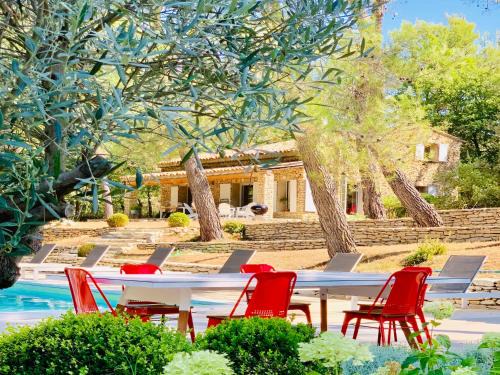 Zen et Chic, juste à coté de la Bastide de Marie