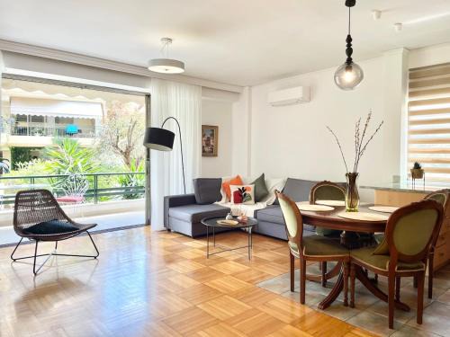 Zen house in Athenian Riviera
