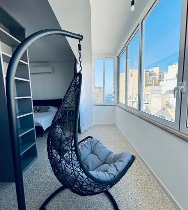 Zero55Rooms 3-bed 3-bath apartment with sea views
