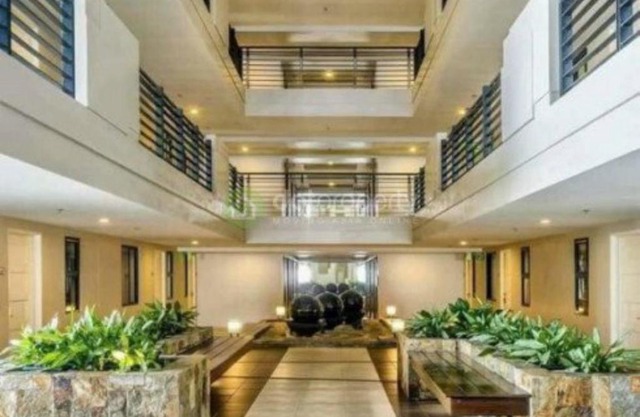 Zinnia Cozy Condotel