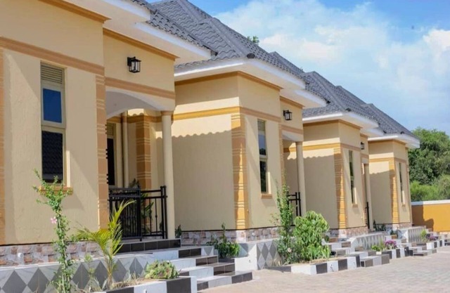Zotel leisure courts kisigula