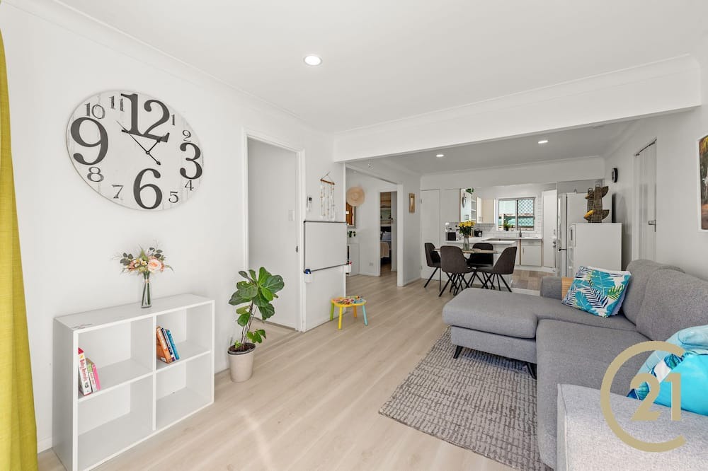 Margate Apartment | "Dodds St" - Margate Q 4019