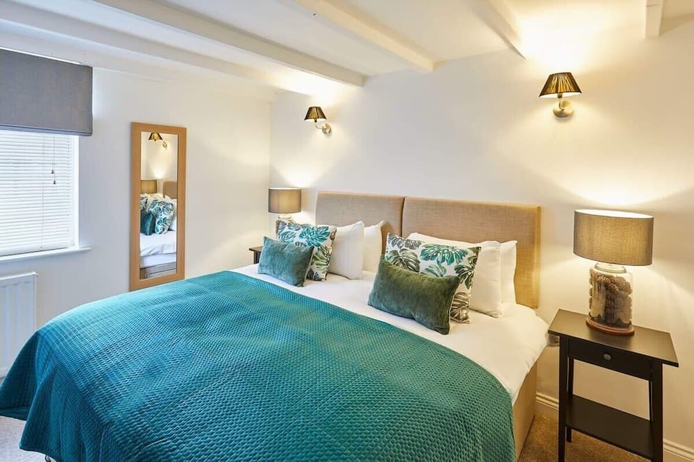Great Ayton House | Host & Stay | Waterlily Cottage