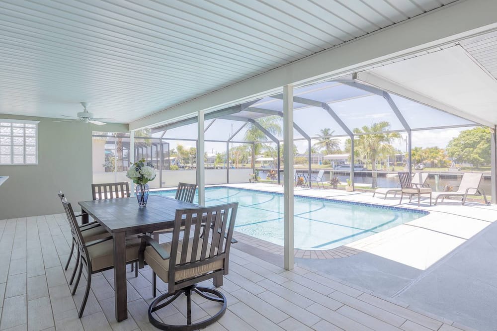 Port Charlotte - Charlotte Harbor House | Gorgeous Newly Renovated Modern Home! Dock, Direct Access to Charlotte Harbor! Fisherman's Delight!