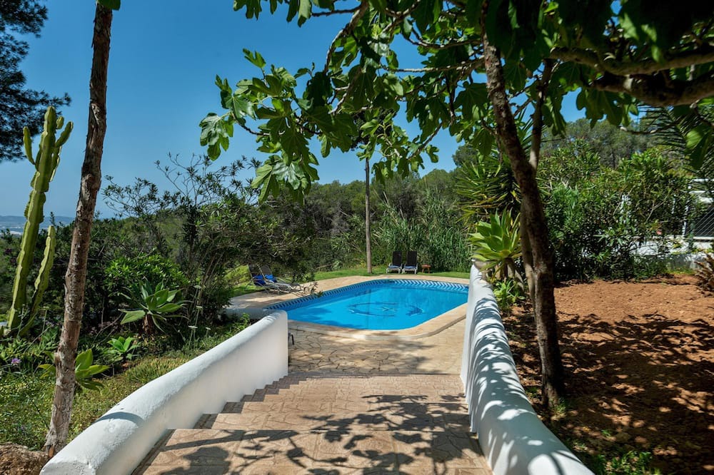 Sant Antoni de Portmany Villa | New! Villa Armonía in Sant Antoni de Portmany