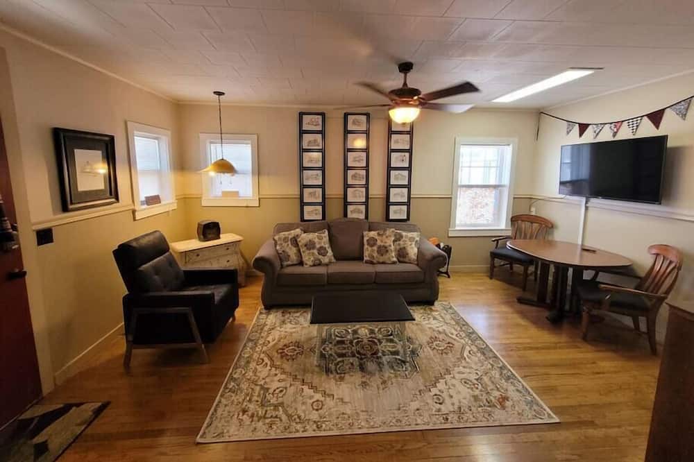 Inman House | Serendipity Guest Cottage