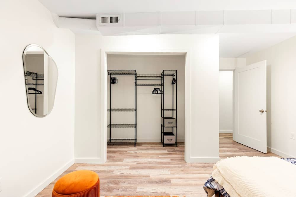 Richmond Apartment | Loftium | Charming 1 BR Guest Suite In Richmond!