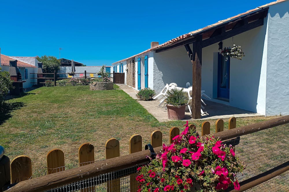 Bouin Cottage | Gite Bouin, 2 bedrooms, 4 persons
