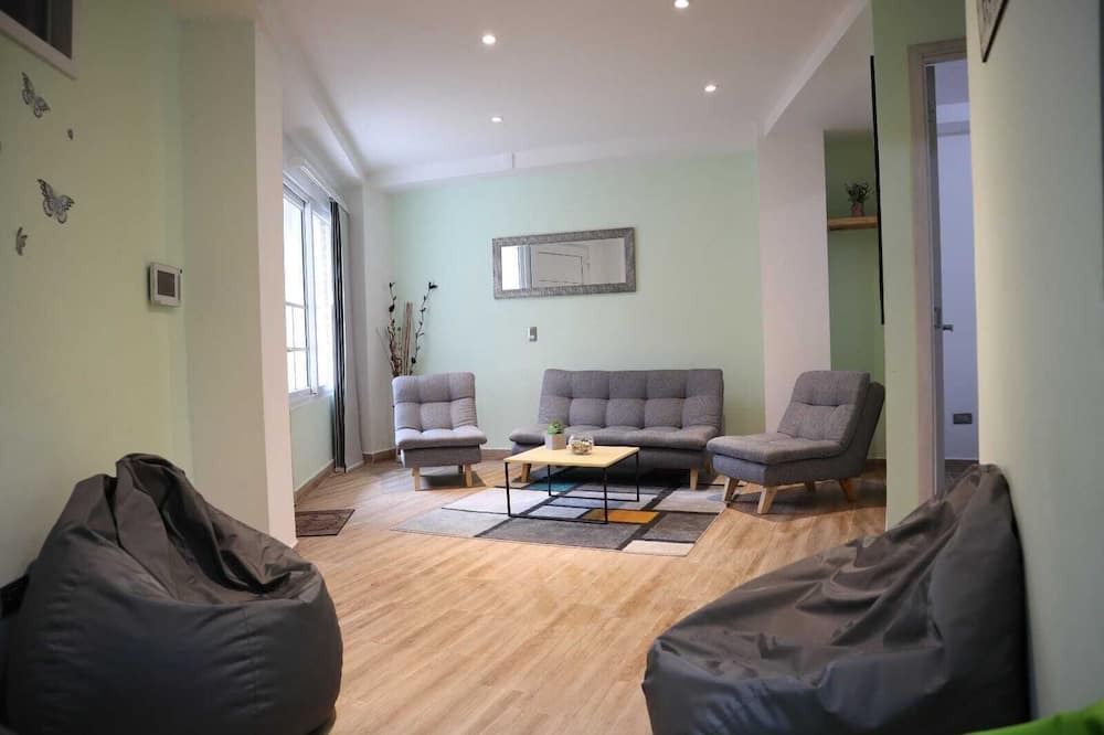 Pereira Apartment | Spacious - and cozy!