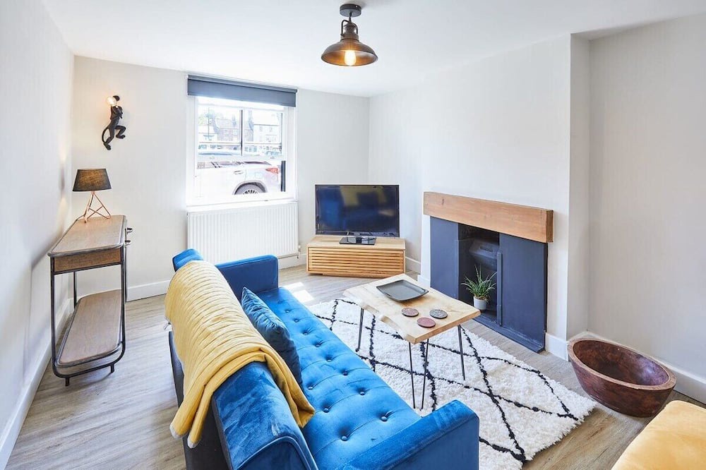 Stokesley House | Host & Stay | 2 College Square