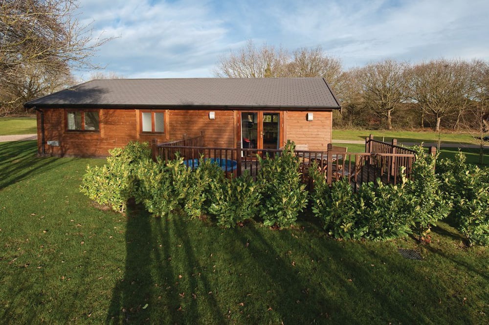 Wenhaston Cabin | 2 bedroom accommodation in Wenhaston, Halesworth
