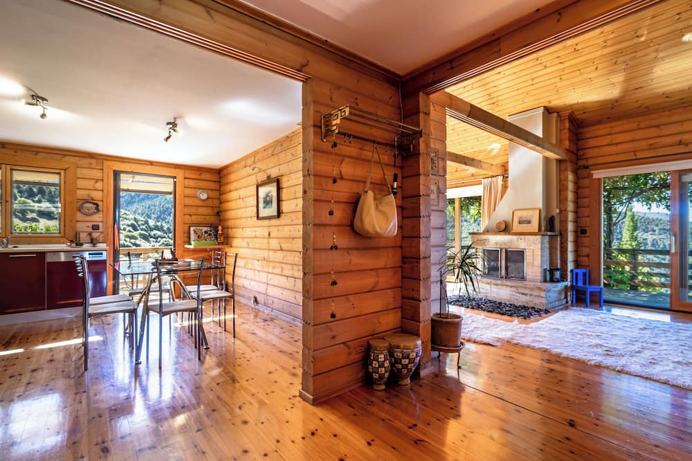 Kalavrita House | LUXURY CHALET VILLA ON MOUNTAIN TOP WITH AMAZING VIEWS - KALAVRYTA