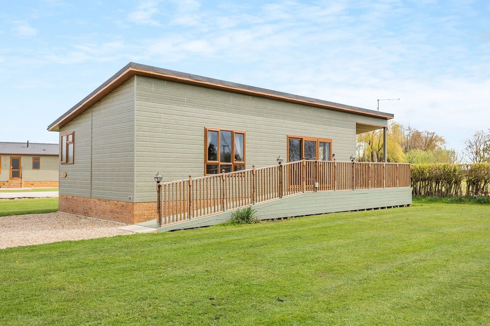 Wisbech Cabin | 1 bedroom accommodation in Three Holes, Nr Downham Market