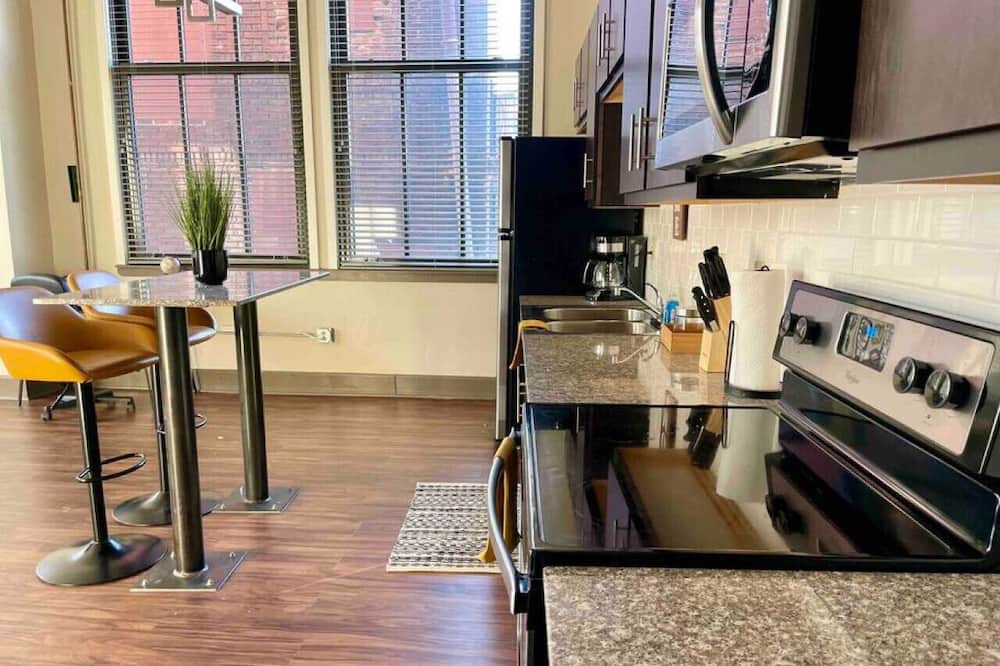 Downtown Kansas City Apartment | ☆UNIQUE 2Bed Loft☆ Downtown KC