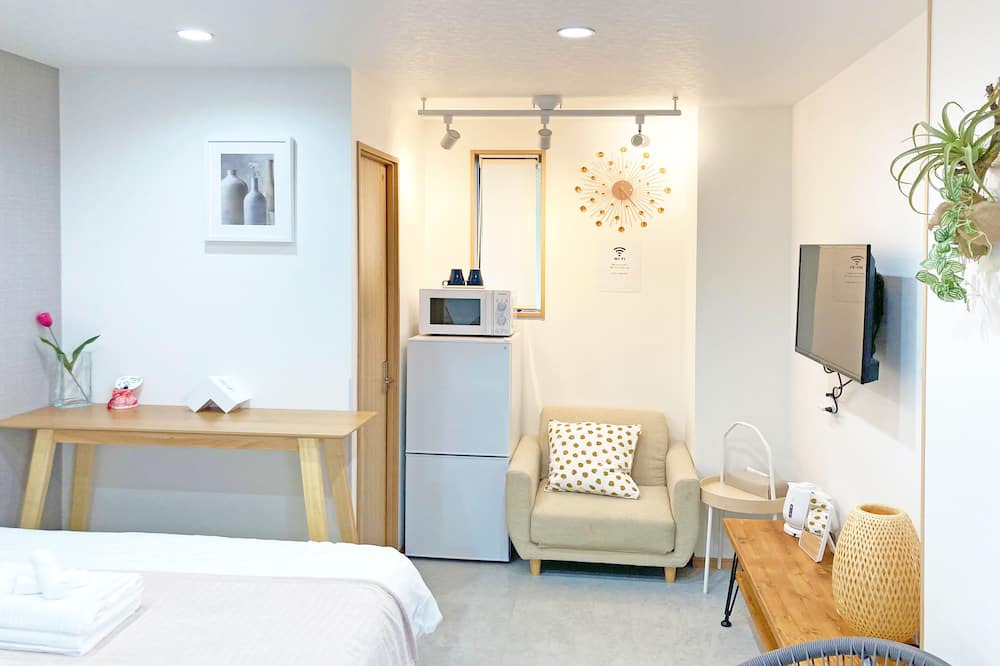 Ikebukuro Apartment | 9 min walk from Ikebukuro station /2 min walk from Kanamecho station /super cost performance /comfortable for 2 ~ 3 people /super convenient /lots of good food and shopping.
