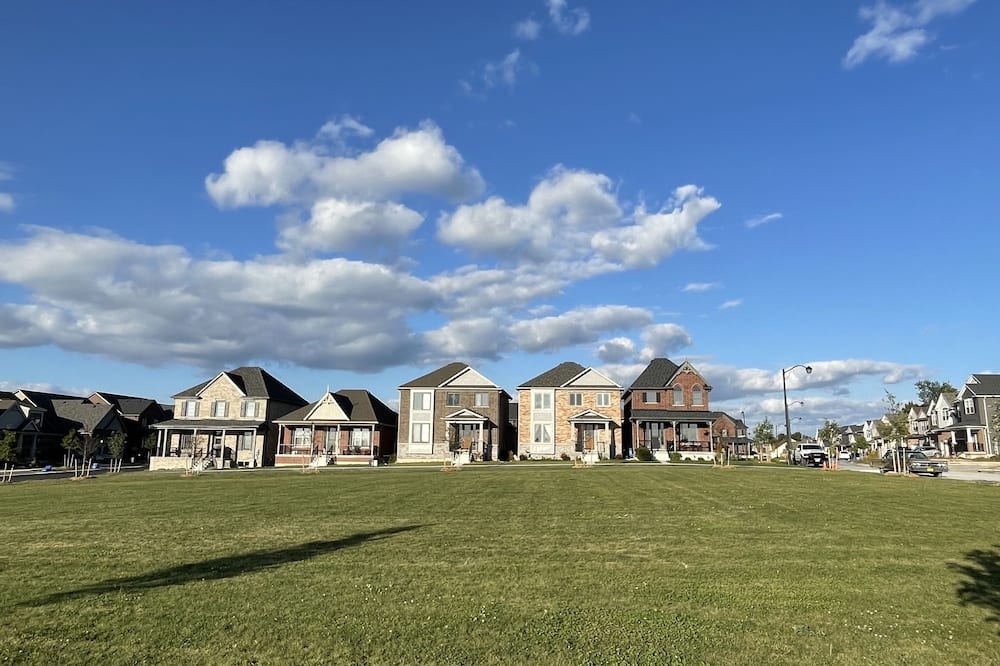 Peterborough House | Stylish house with dedicated office in beautiful neighborhood