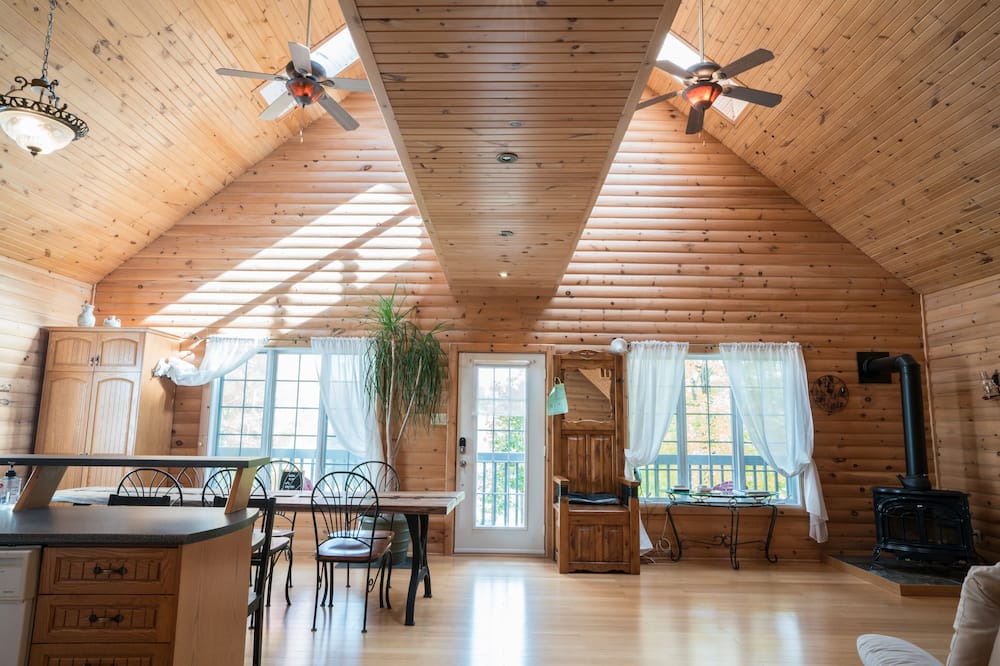 Blue Sea Cottage | Spacious, Cozy Waterfront Cottage with Hot-tub and Sauna in Beautiful BlueSea QC