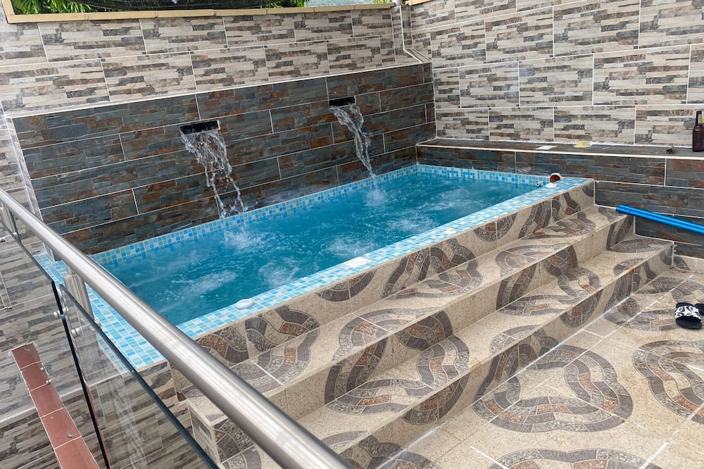 Santa Fe de Antioquia House | Sitio Cálido a una Cuadra del Parque de Santa Fe de Antioquia. Hermosas Vistas