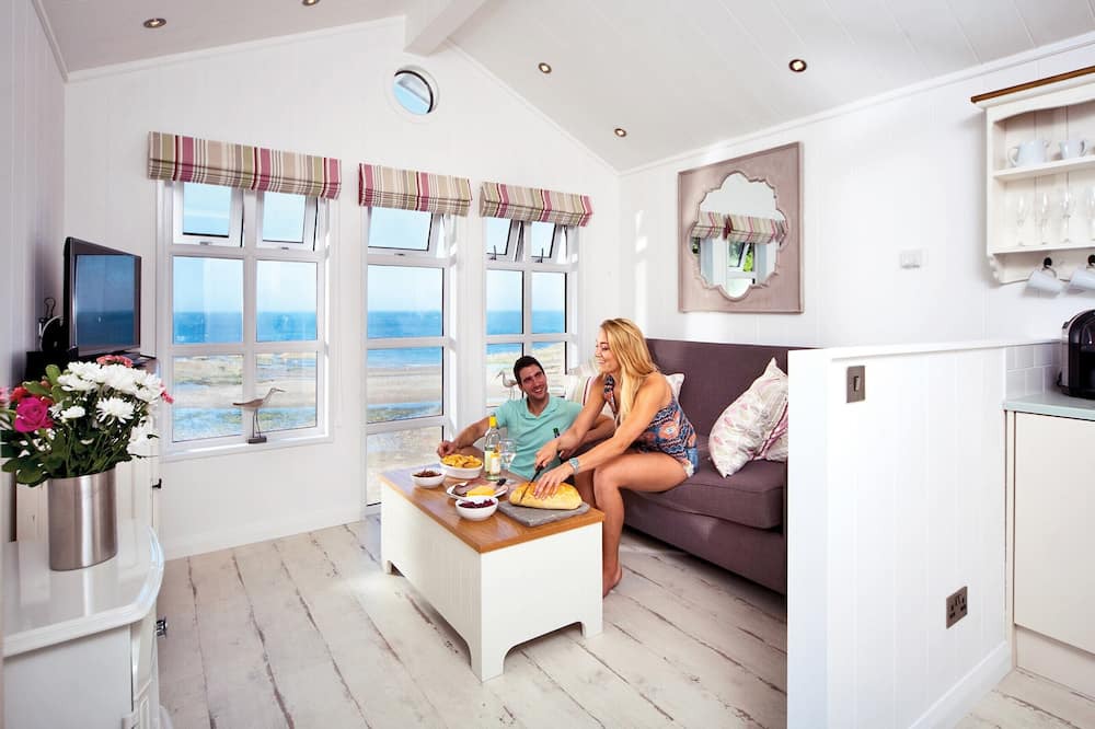 Hele Cabin | 1 bedroom accommodation in Hele Bay, Ilfracombe
