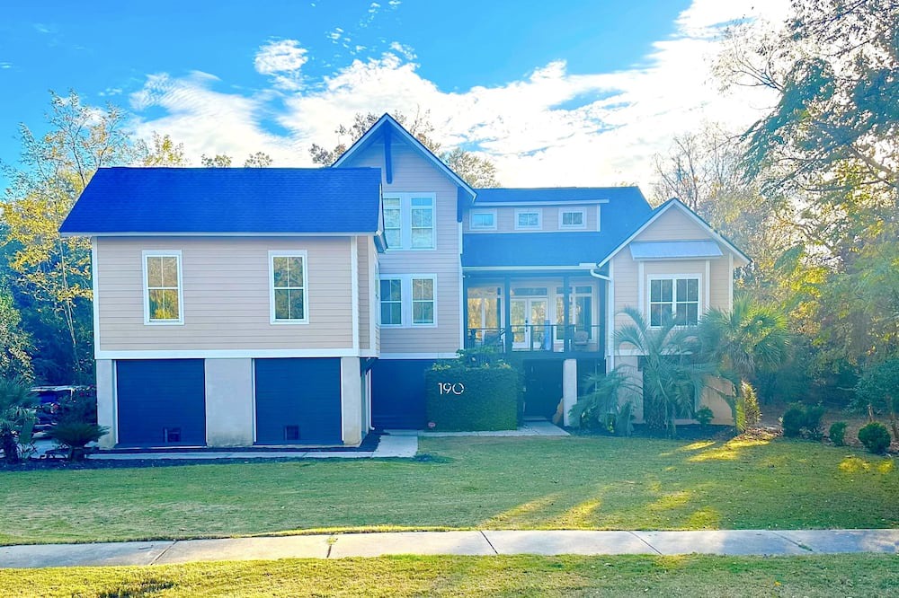 North Augusta House | 5 Bedroom with optional 6 available For Masters Week.