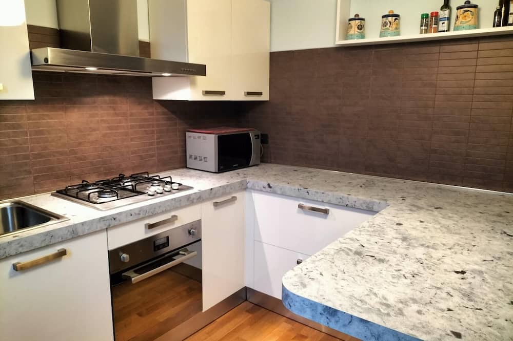 Zona Padova Apartment | Casa Atene _ Luminoso Appartamento su due livelli a Milano