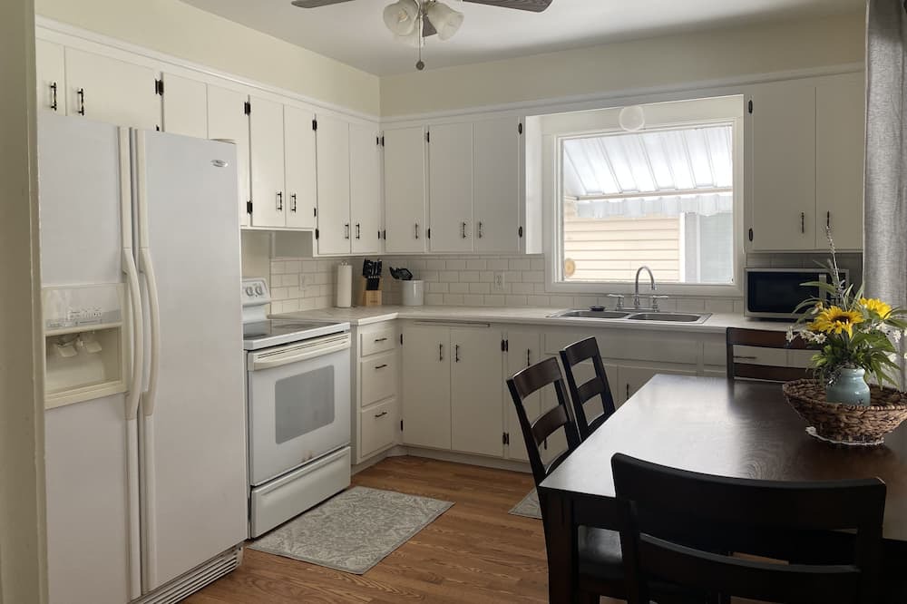 Soda Springs House | Quiet neighborhood in Soda Springs, a great place for many adventures.