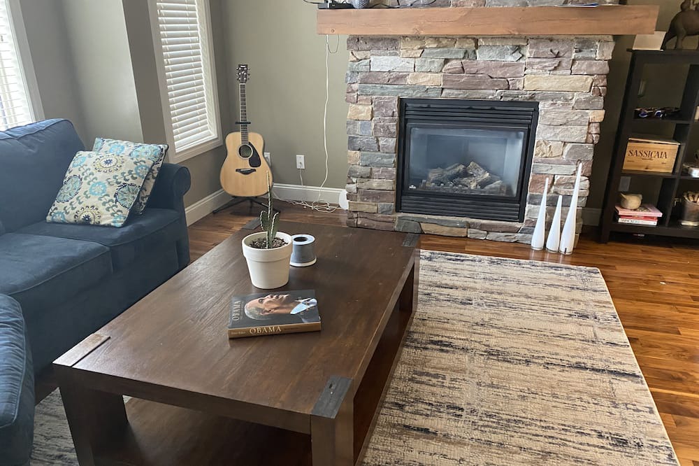 Capitol Hill House | 5 mins to the park. 10 mins to downtown. Great Location!