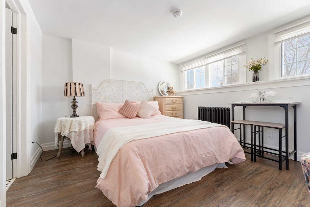 Burlington Apartment | Private Studio apartment in Burlington - U5