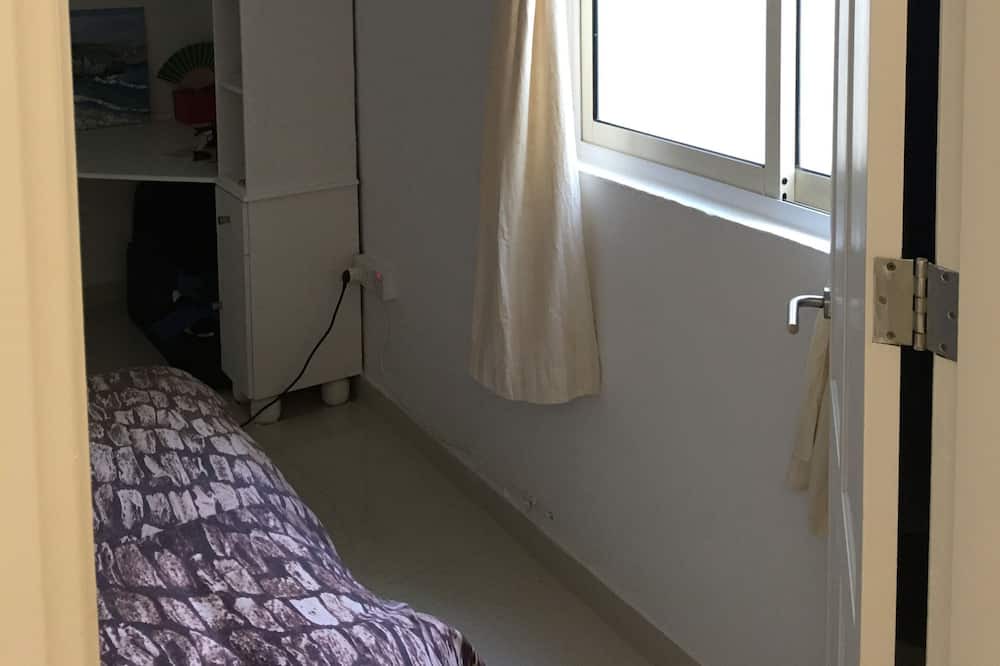 Tal-Ghoqod House | This Flat is Very Close to Might Clubs St Julians. Just by Wall 8 min From Home