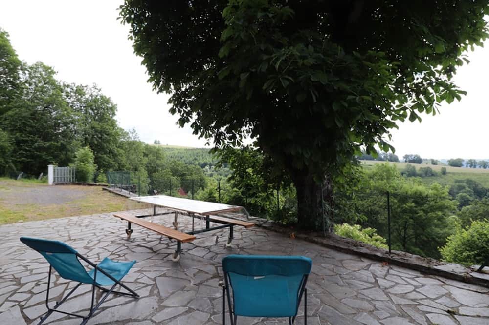 Polminhac Cottage | Gite Polminhac, 3 bedrooms, 6 persons