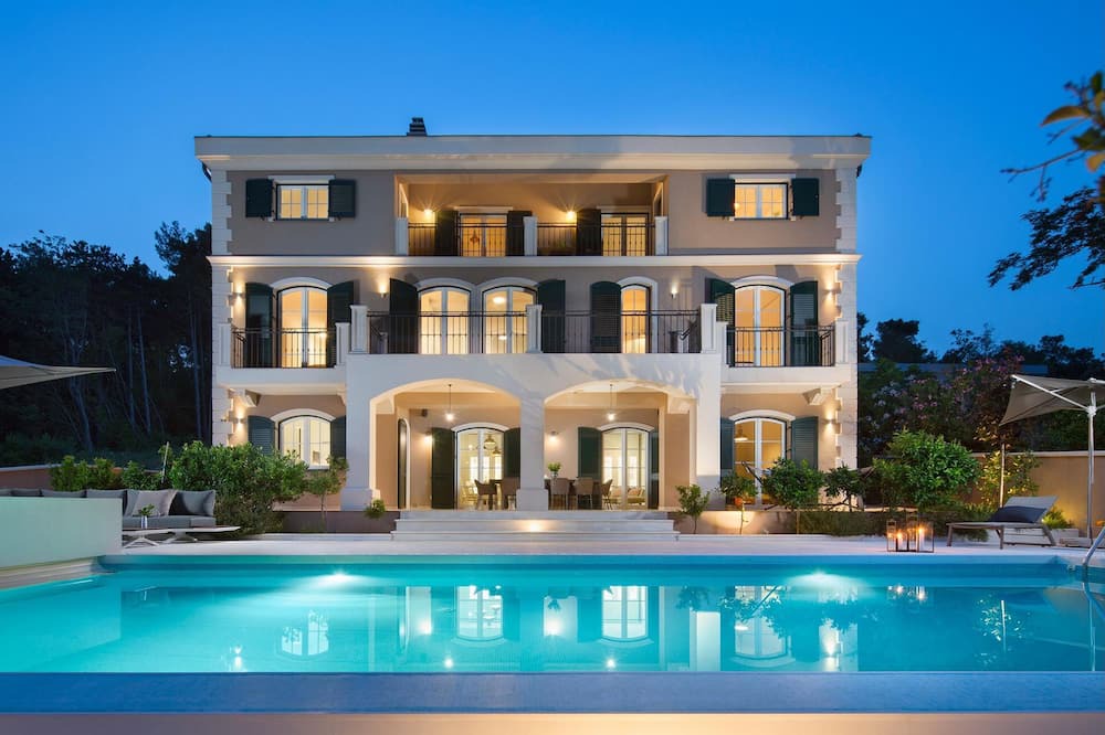 Cizici House | Do you dream of the perfect holiday on one of the beautiful islands of the Adriatic Sea.