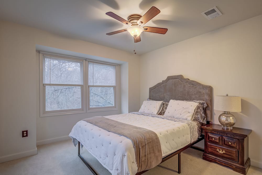 Dale City Villa | Woodbridge VA close to 95