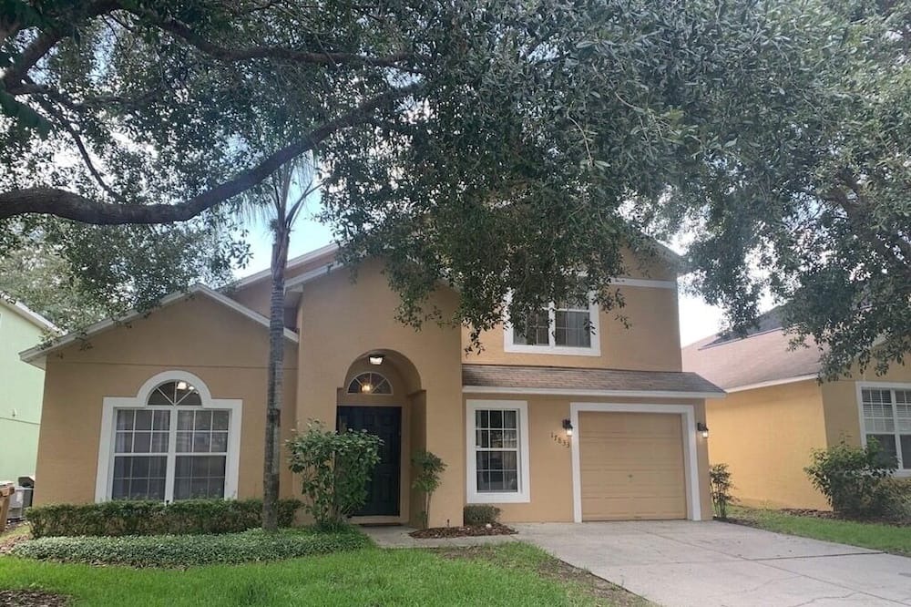 Silver Creek House | Large family vacation home, close to Disney, private pool & spa, newly remodeled
