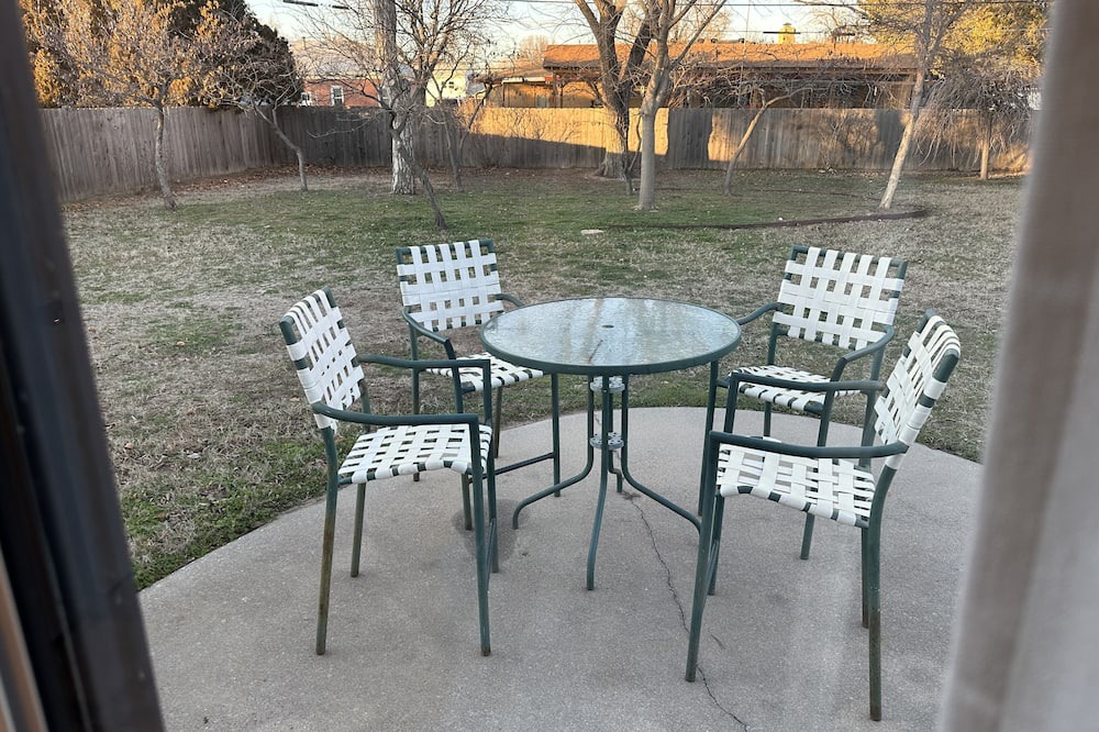 Wichita House | Meyer's Place - Midcentury Ranch