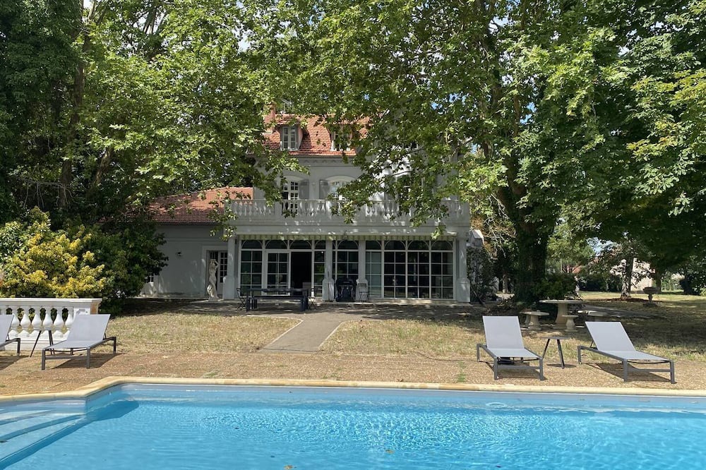 Saint-Julien-en-Born House | Maison de Prestige Avec Piscine à Quelques Minutes de L'océan