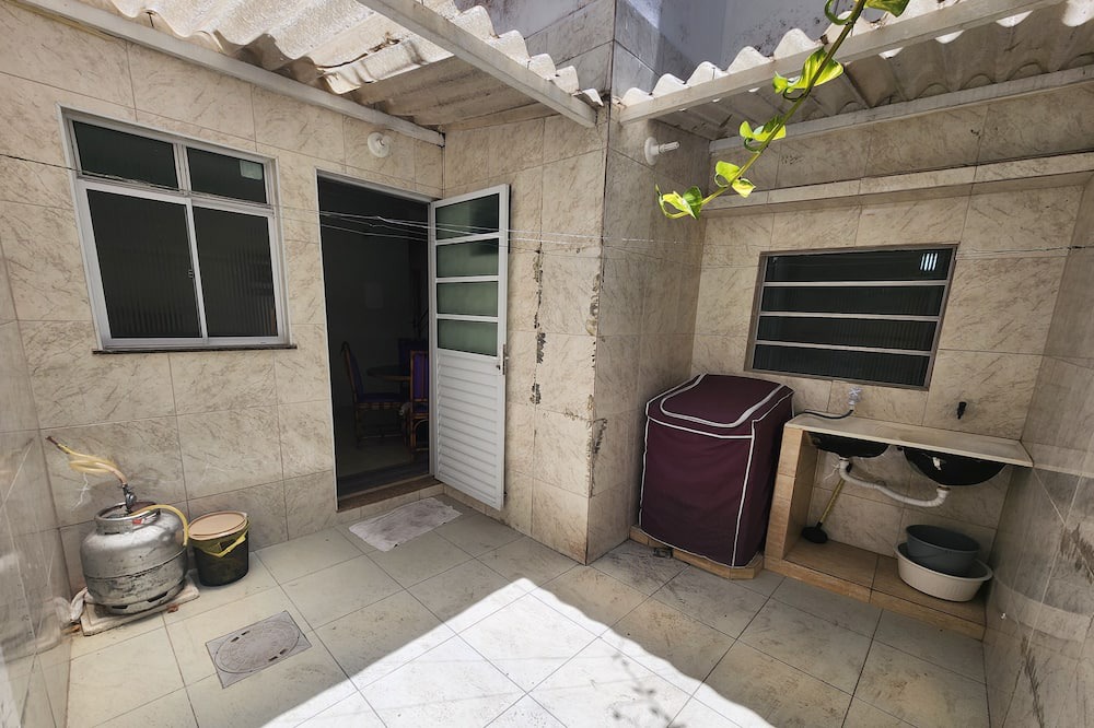 Itapua House | At the top of the slope, between the lagoon and the sea, tranquility in Itapuã!